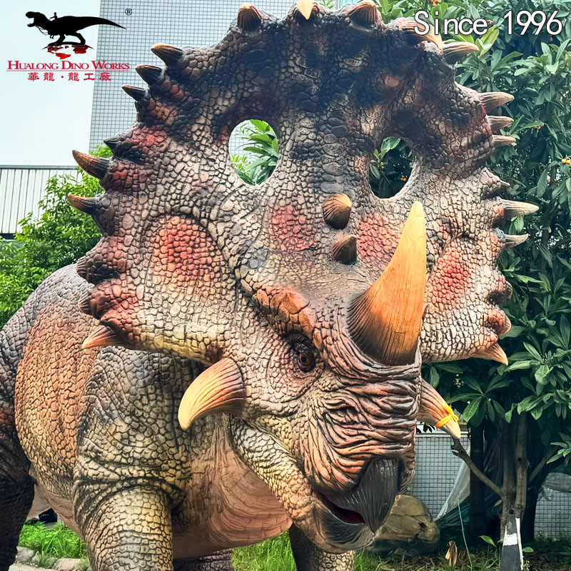 尖角龙长7米 (1)